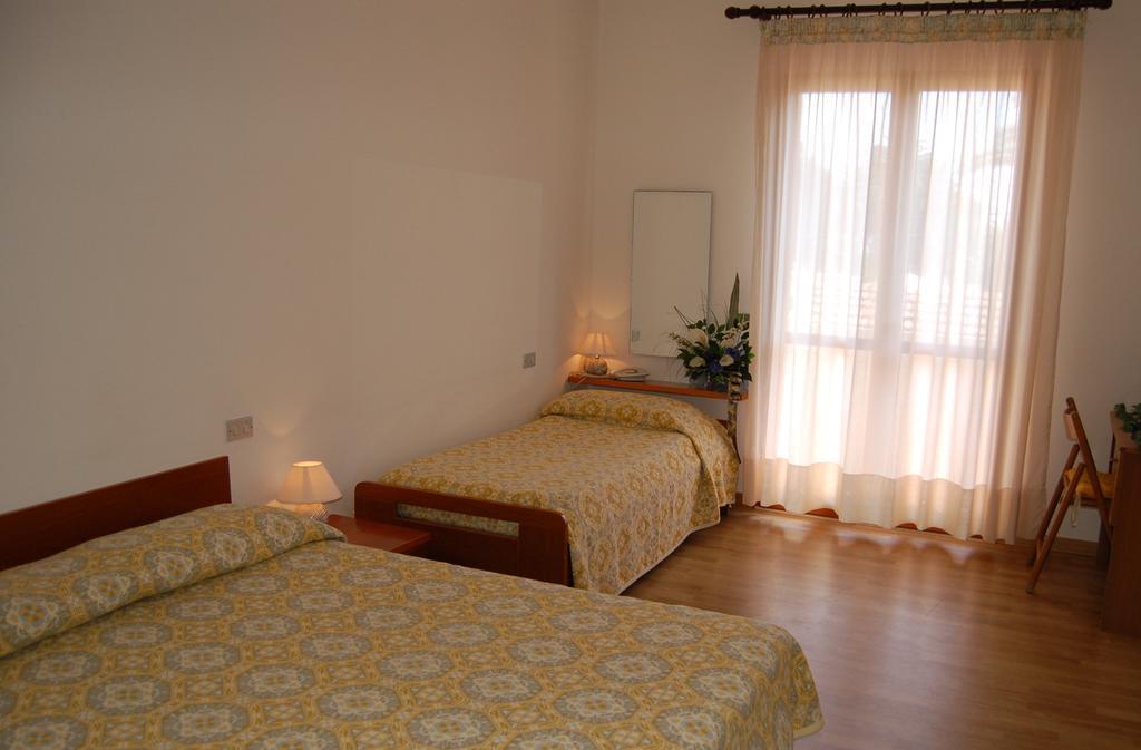 Albergo Romana Capoliveri (Isola d'Elba) Quarto foto